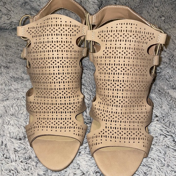 Wedges - Picture 1 of 3